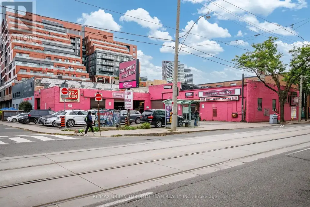 475/477 King Street E, Toronto (Moss Park)