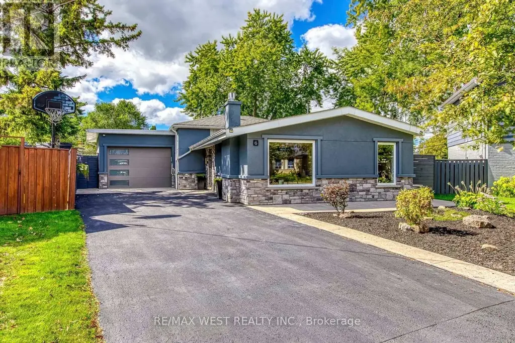 6 Millview Court, Toronto (West Humber-Clairville)