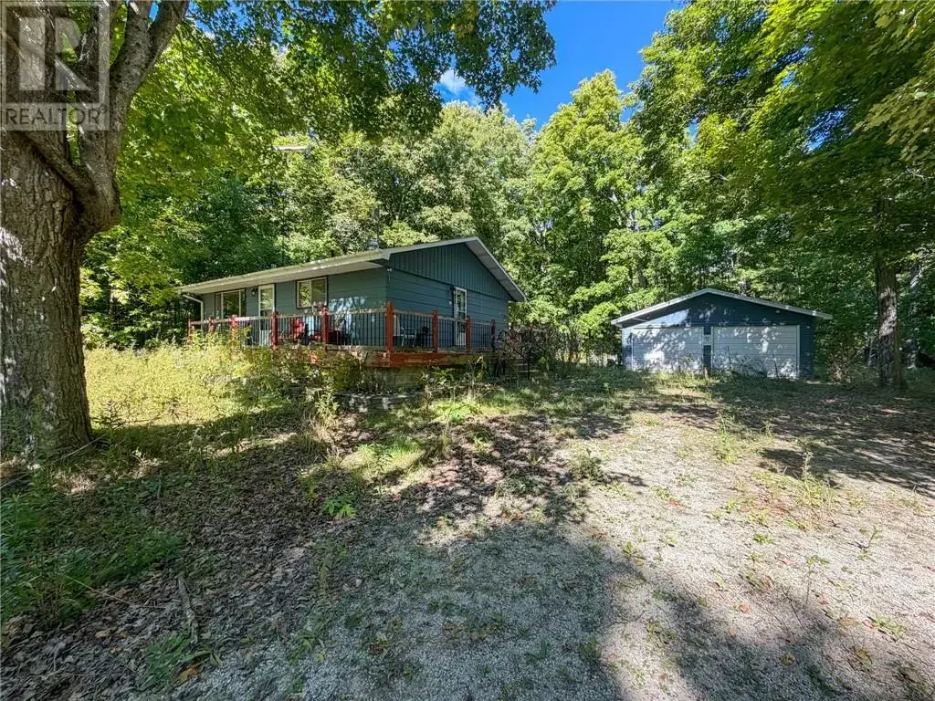16 Bastien Road, Mindemoya, Manitoulin Island