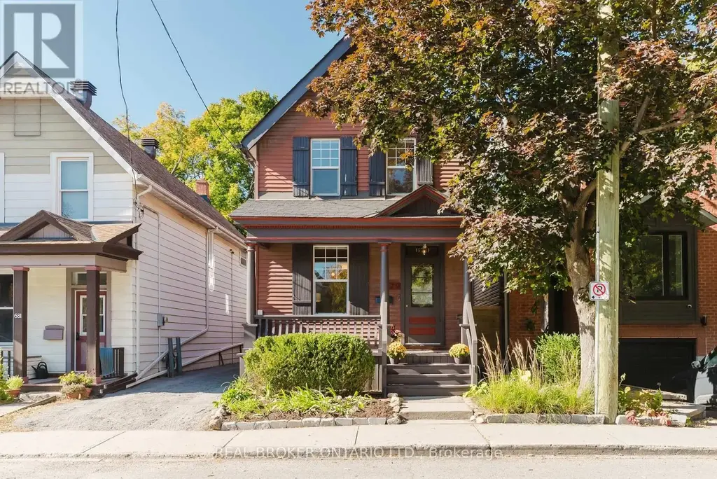 679 Cooper Street, Ottawa