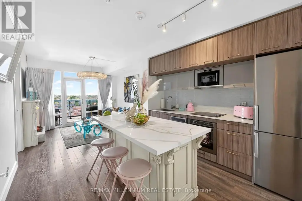 713 - 4800 Highway 7 Road, Vaughan (East Woodbridge)