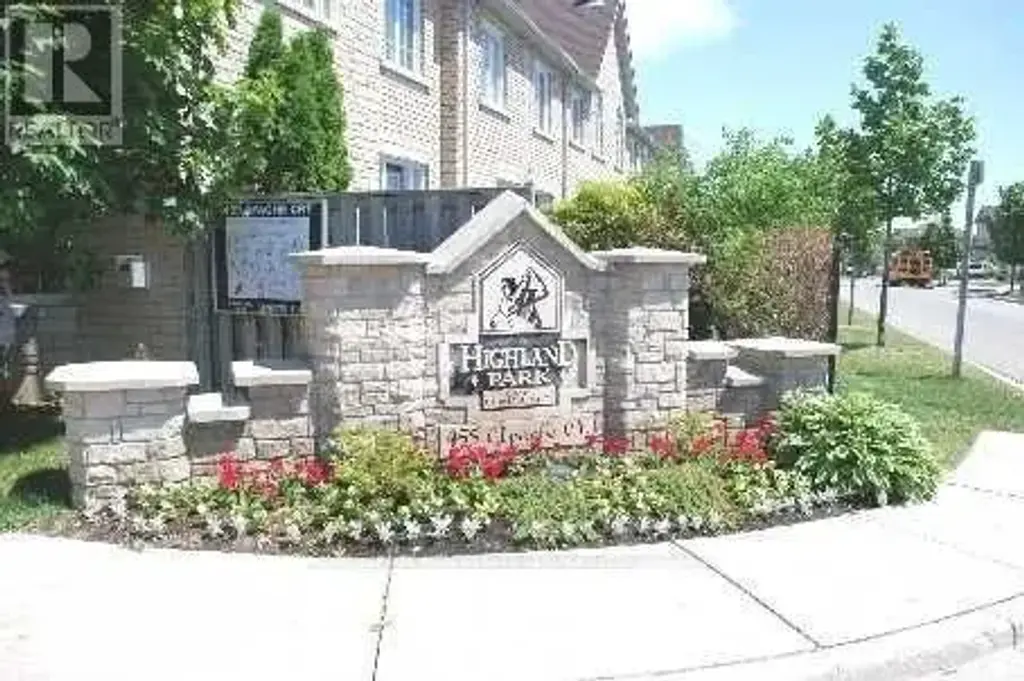 2 - 455 Apache Court, Mississauga (Hurontario)