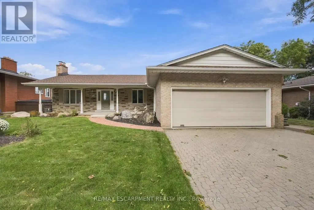 26 Leslie Drive, Hamilton (Stoney Creek)