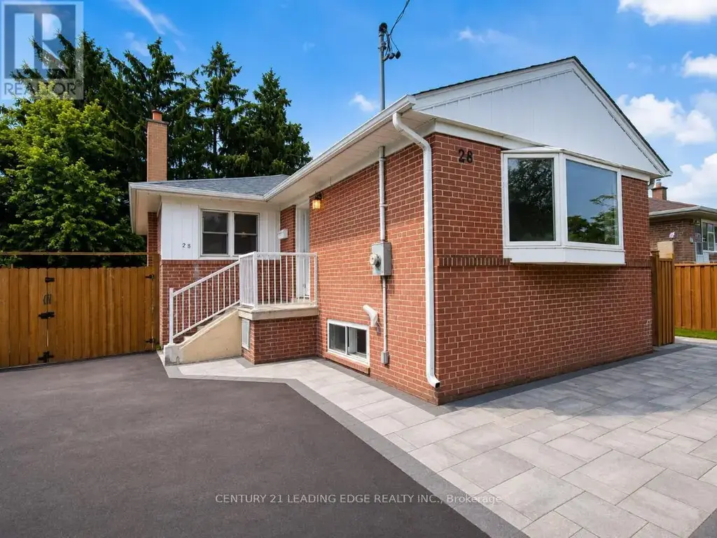 28 Eringate Drive, Toronto (Eringate-Centennial-West Deane)