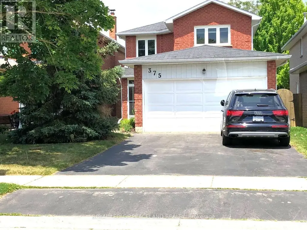 375 Pickering Crescent, Newmarket (Gorham-College Manor)