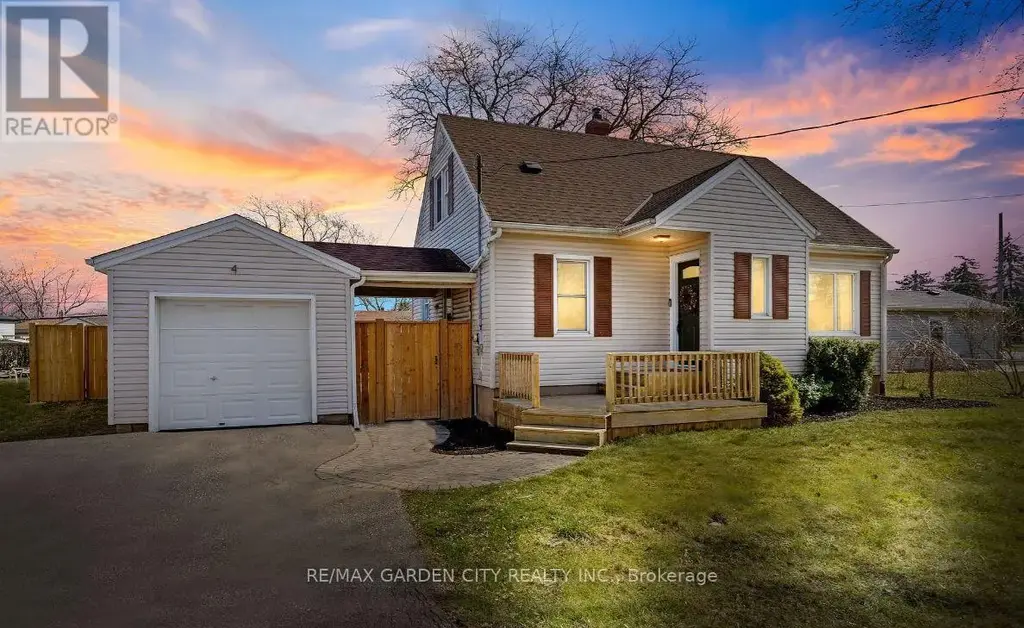 4 West Lynn Street, St. Catharines (Vine/Linwell)
