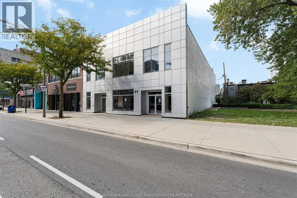 38-44 Chatham Street East, Windsor