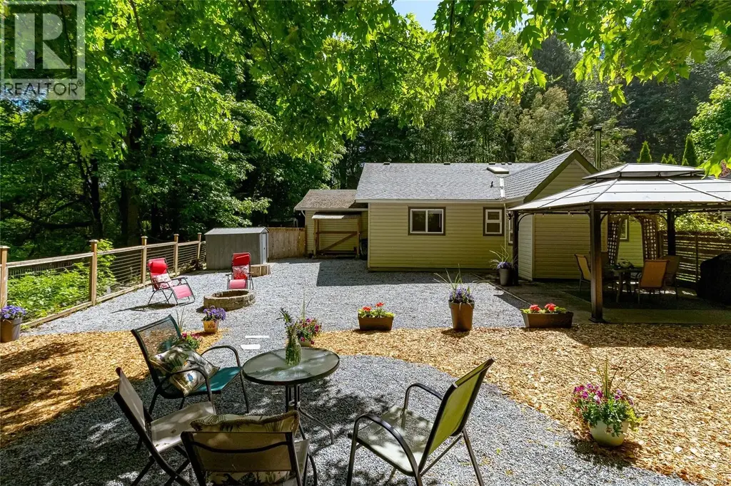 2196 Phillips Rd, Sooke