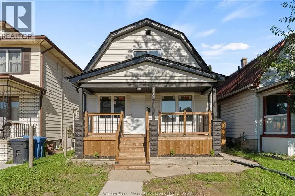 930 Elsmere Ave, Windsor