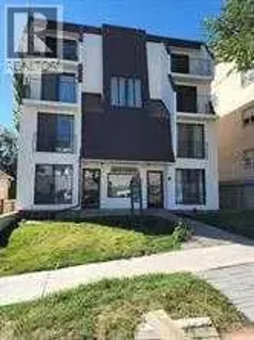 423 3 Avenue Ne, Calgary