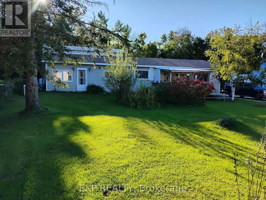 4044 Bayview Avenue, Ramara