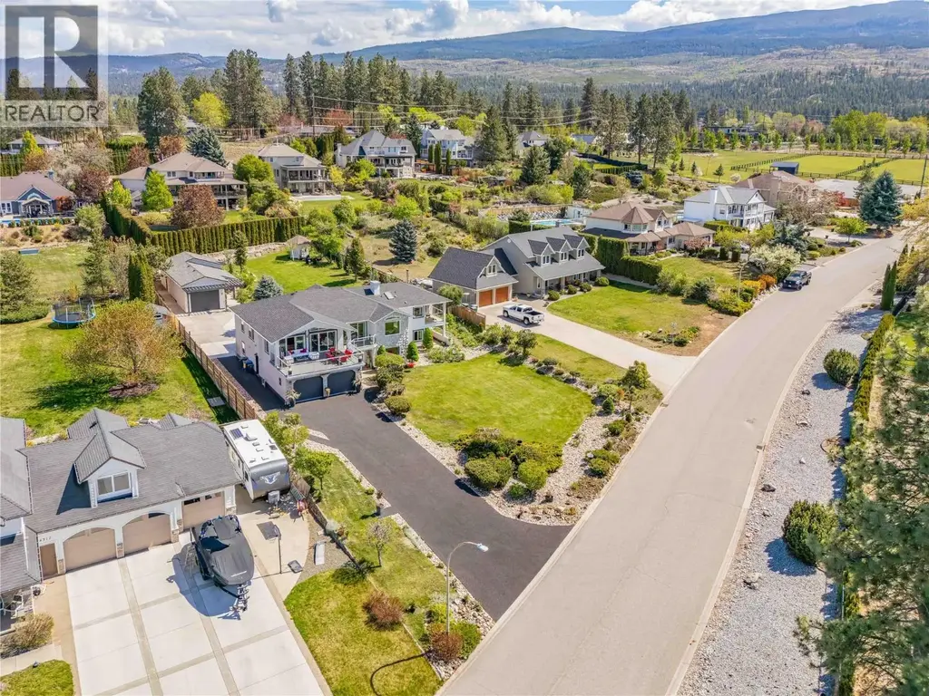 4325 Takla Road, Kelowna