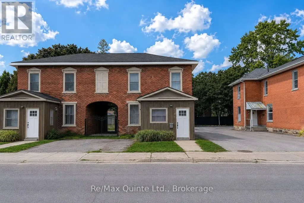 296 Coleman Street, Belleville (Belleville Ward)