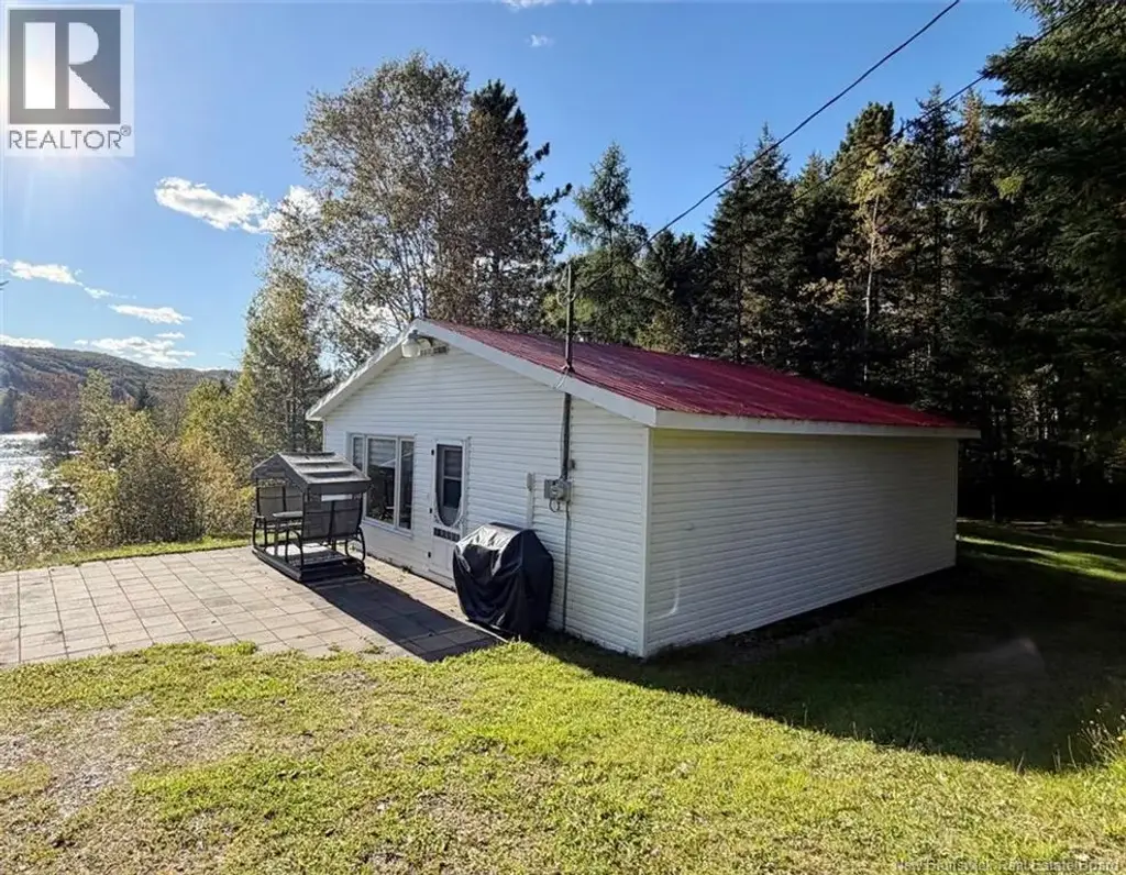 198 Riviere Madawaska Road, Saint-Jacques