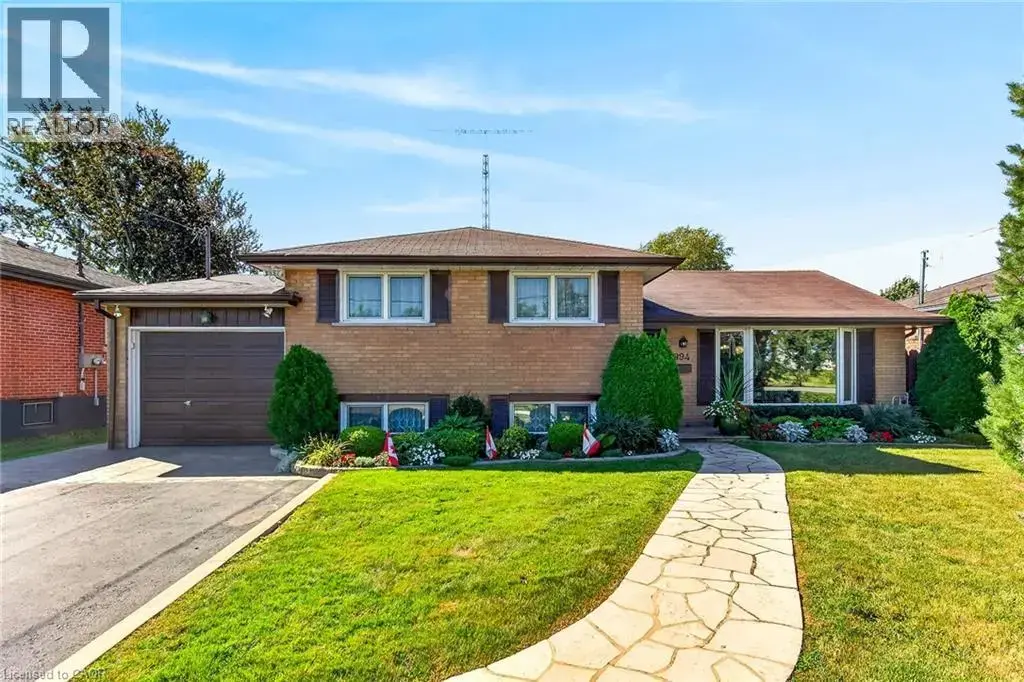 994 Barton Street, Stoney Creek