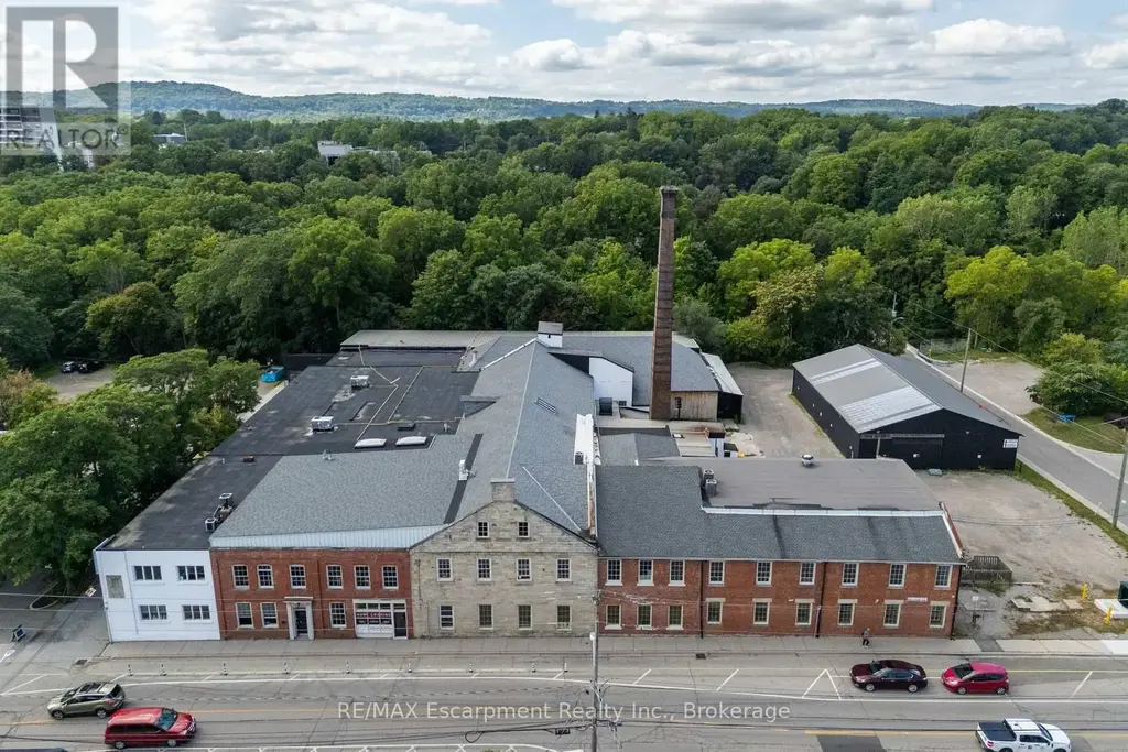 404 - 64 Hatt Street, Hamilton (Dundas)