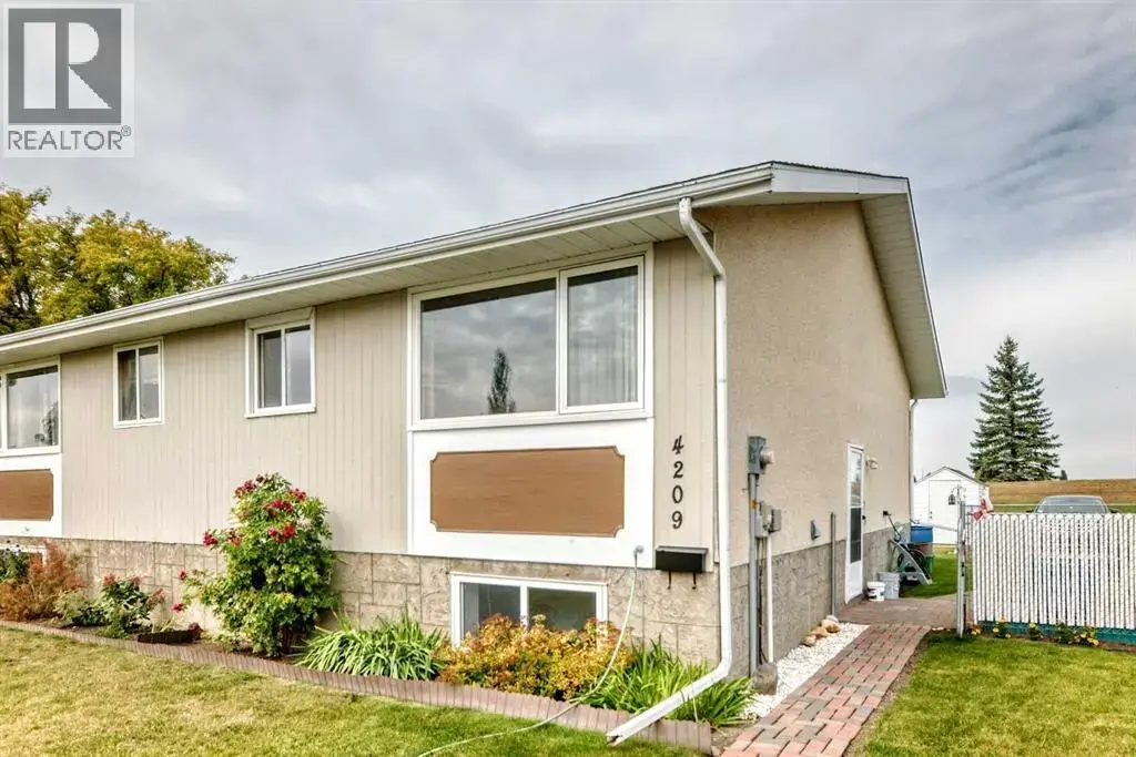 4209 54 Avenue, Innisfail
