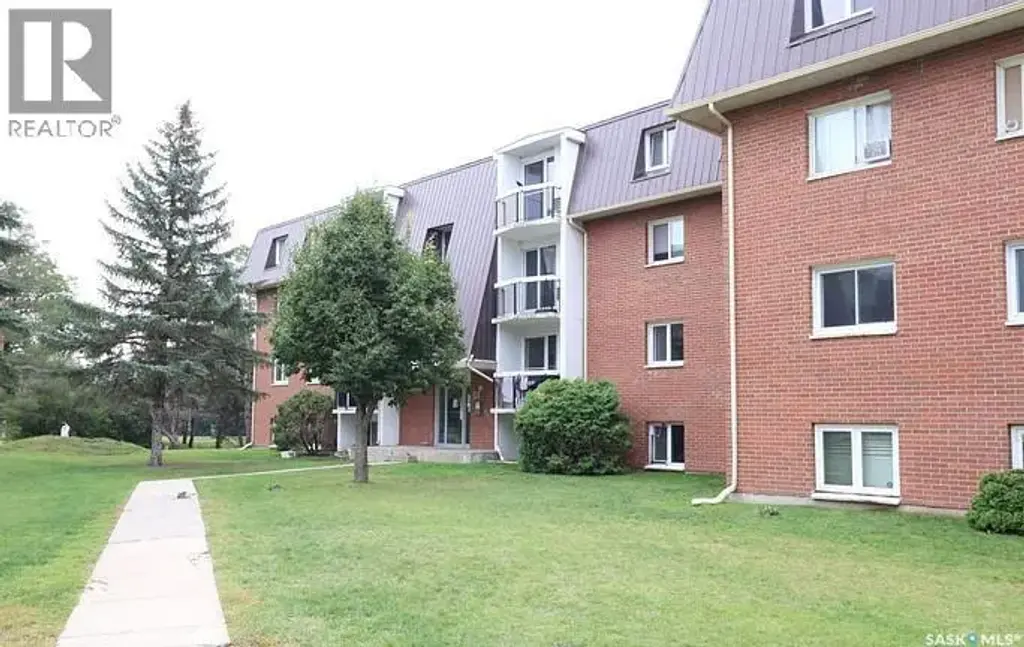 24 31 Centennial Street, Regina