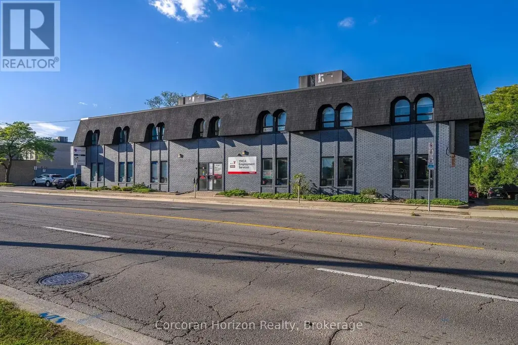 B2 - 1955 King Street E, Hamilton (Bartonville)