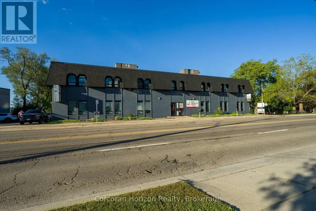 1 - 1955 King Street E, Hamilton (Bartonville)