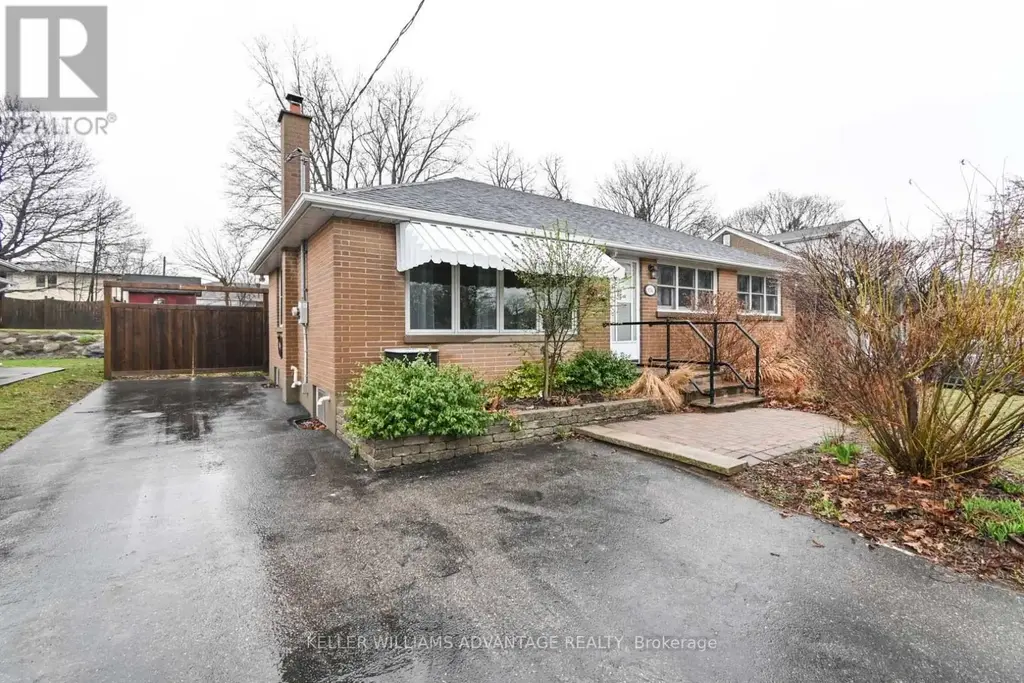 936 Somerville Street, Oshawa (Centennial)