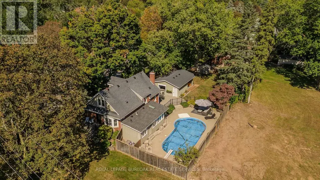 911 Lasalle Park Road, Burlington (LaSalle)