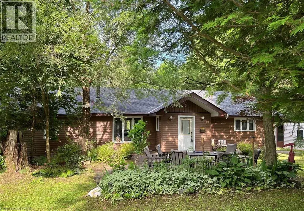 16431 Highway 35, Algonquin Highlands