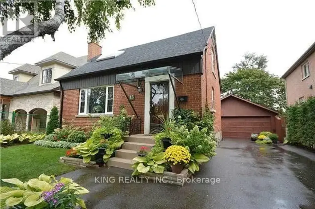 15 Roxaline Street, Toronto (Humber Heights)