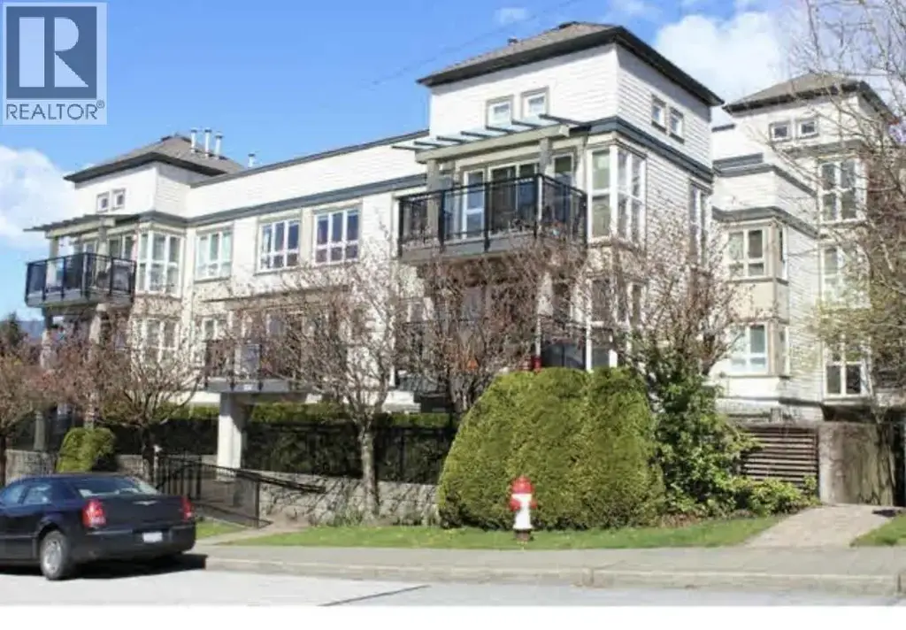 202 106 W Kings Road, North Vancouver