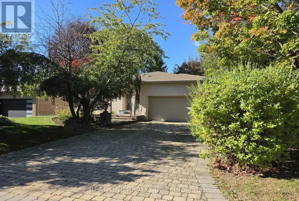 36 Wildrose Crescent E, Markham (Bayview Glen)