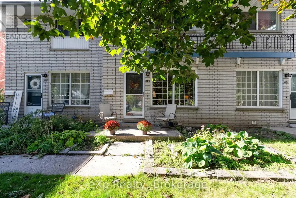 286 Dufferin Street, Stratford