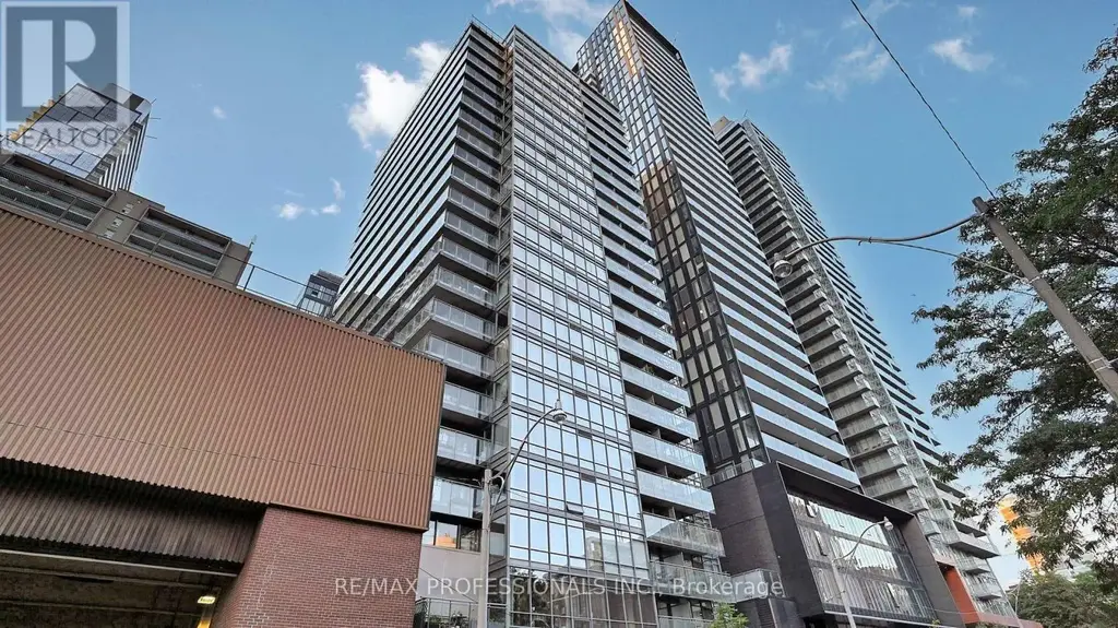 2008 - 22 Wellesley Street E, Toronto (Church-Yonge Corridor)