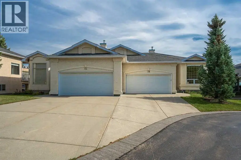 10 Eagleview Heights, Cochrane