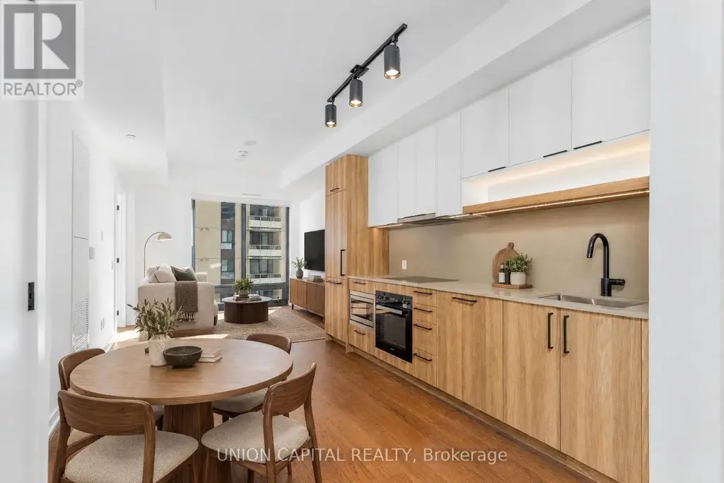 1802 - 91 Montclair Avenue, Toronto (Forest Hill South)