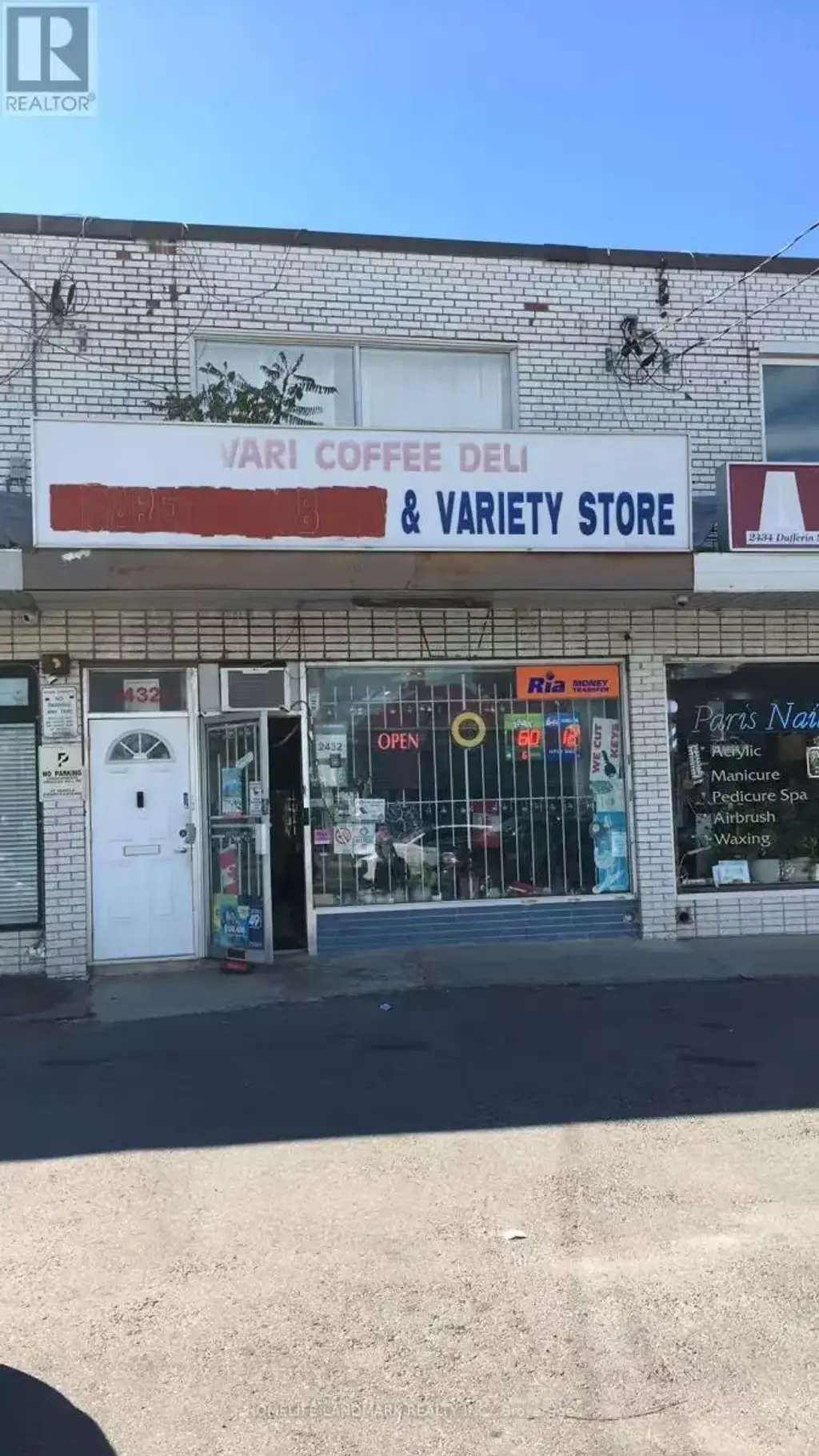 2432 Dufferin Street, Toronto (Briar Hill-Belgravia)