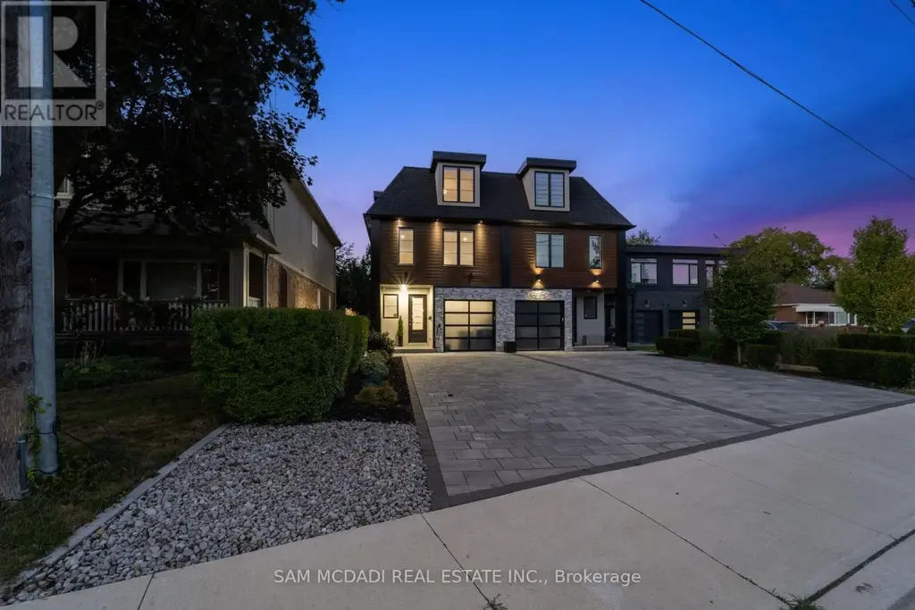 11b Maple Avenue N, Mississauga (Port Credit)