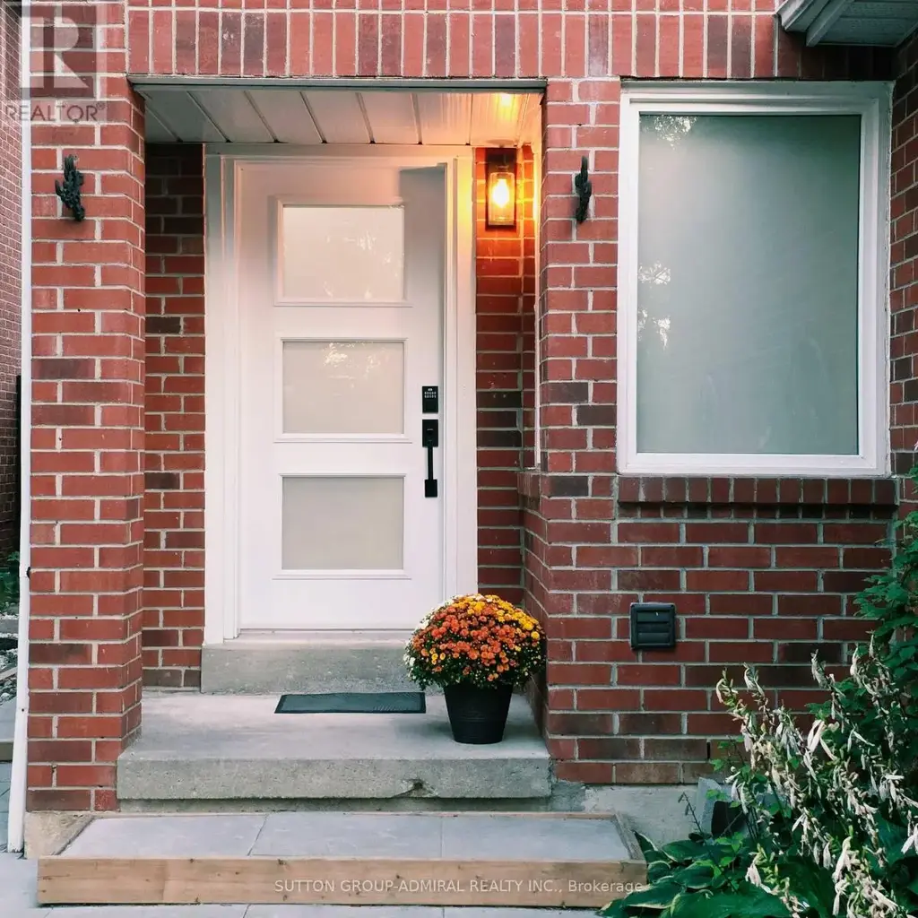 33 Tresher Court, Ajax (Central West)