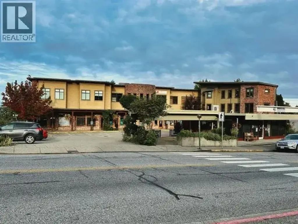 104-4675 Marine Ave, Powell River