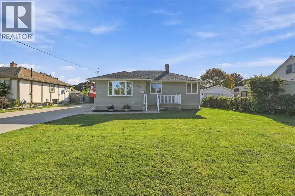 502 Indian Road North, Sarnia