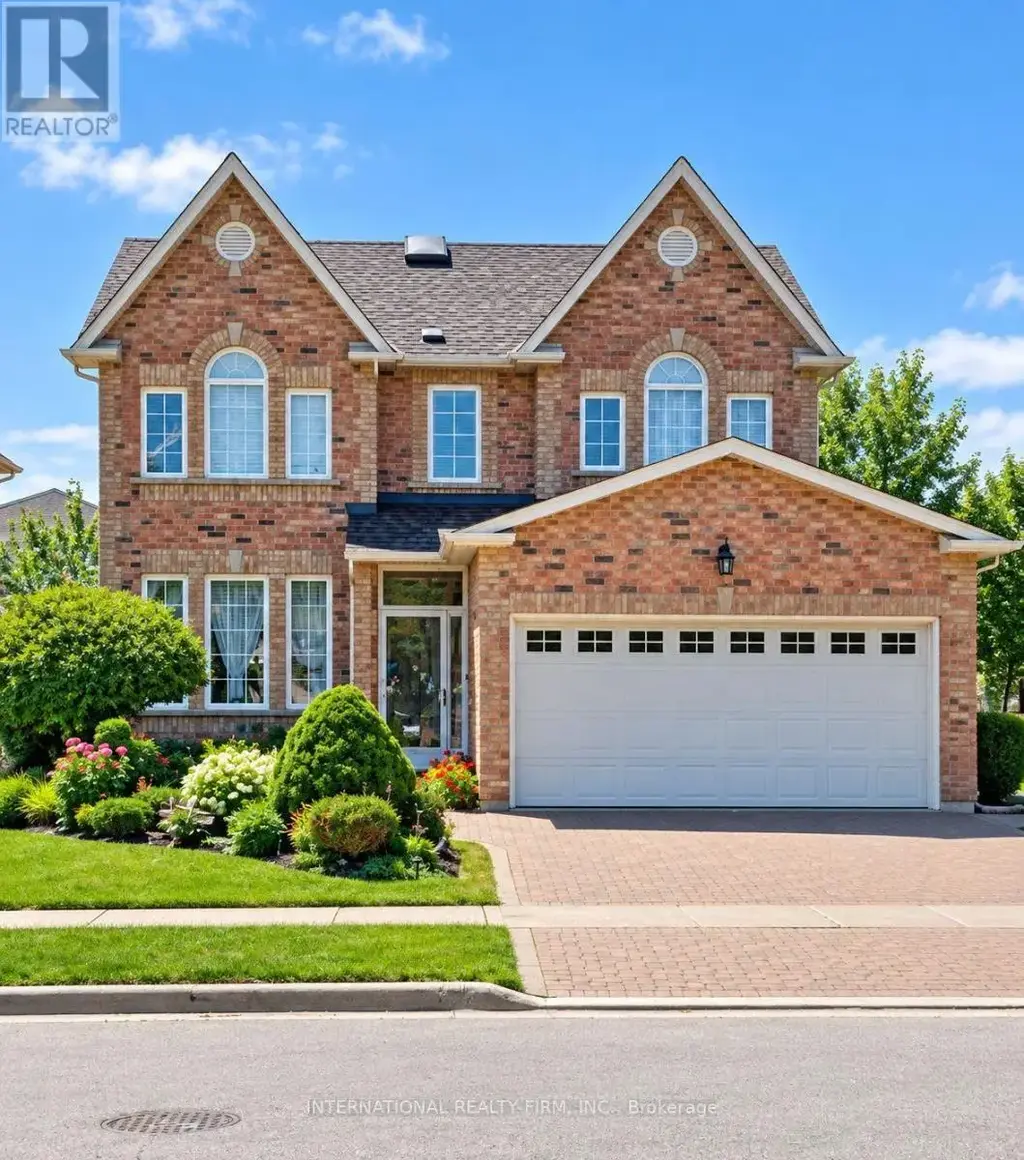 95 Gillingham Avenue, Markham (Milliken Mills East)