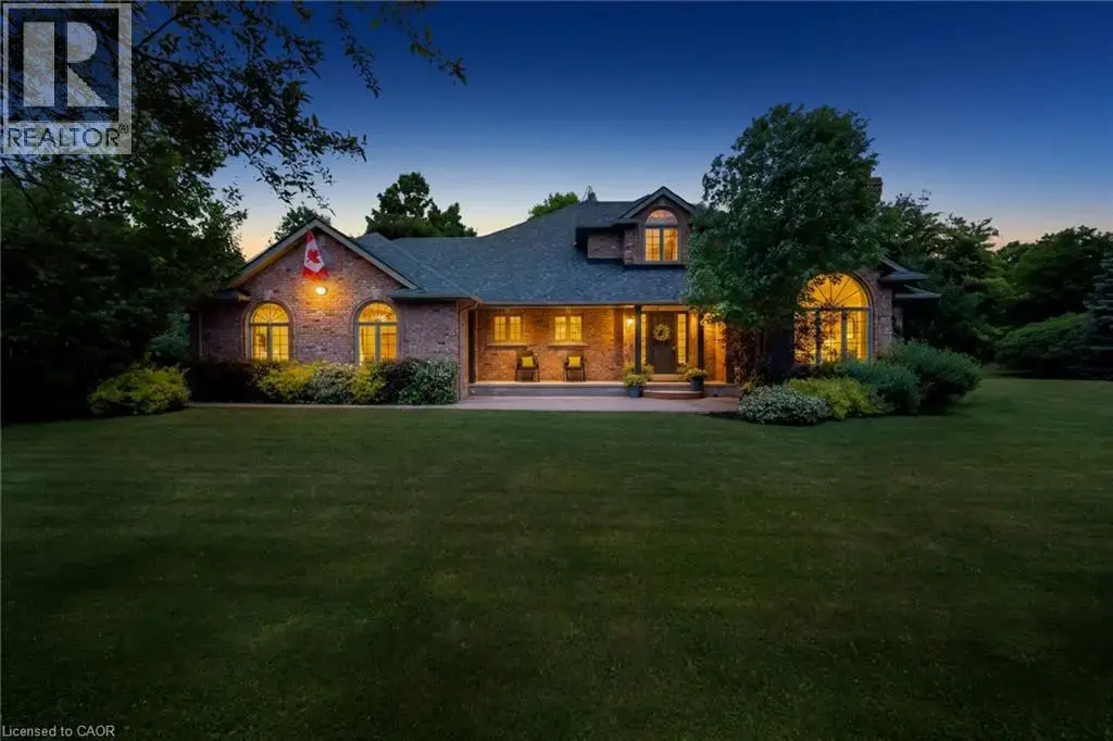 2255 Mohawk Trail, Campbellville