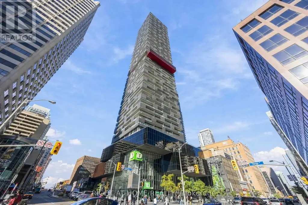 5002 - 8 Eglinton Avenue E, Toronto (Mount Pleasant West)
