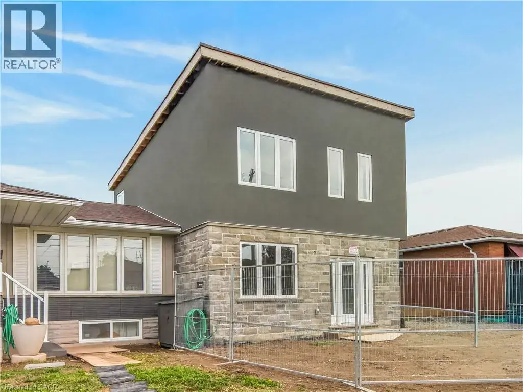 17 Victor Boulevard Unit# R, Hamilton