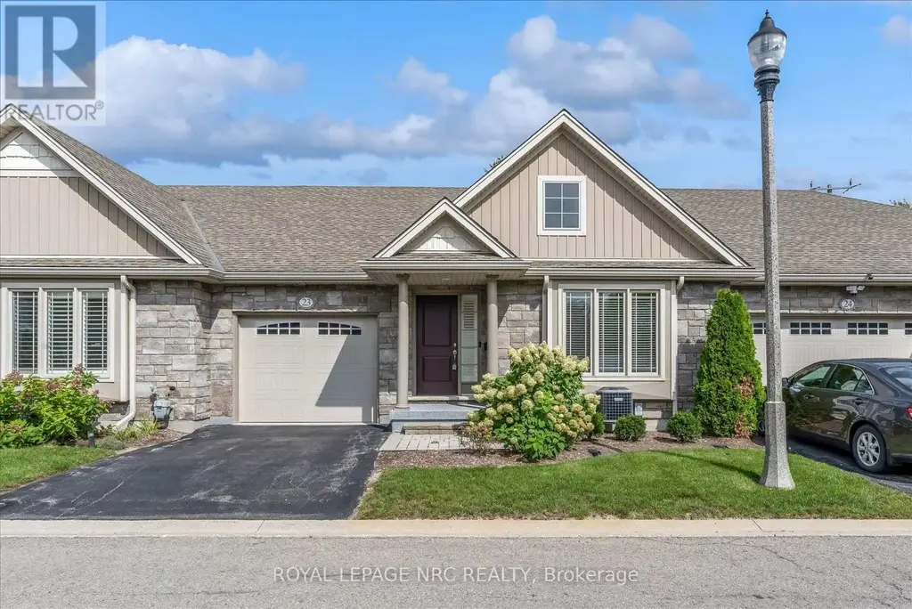 23 - 70 Elmwood Avenue, Welland (Broadway)