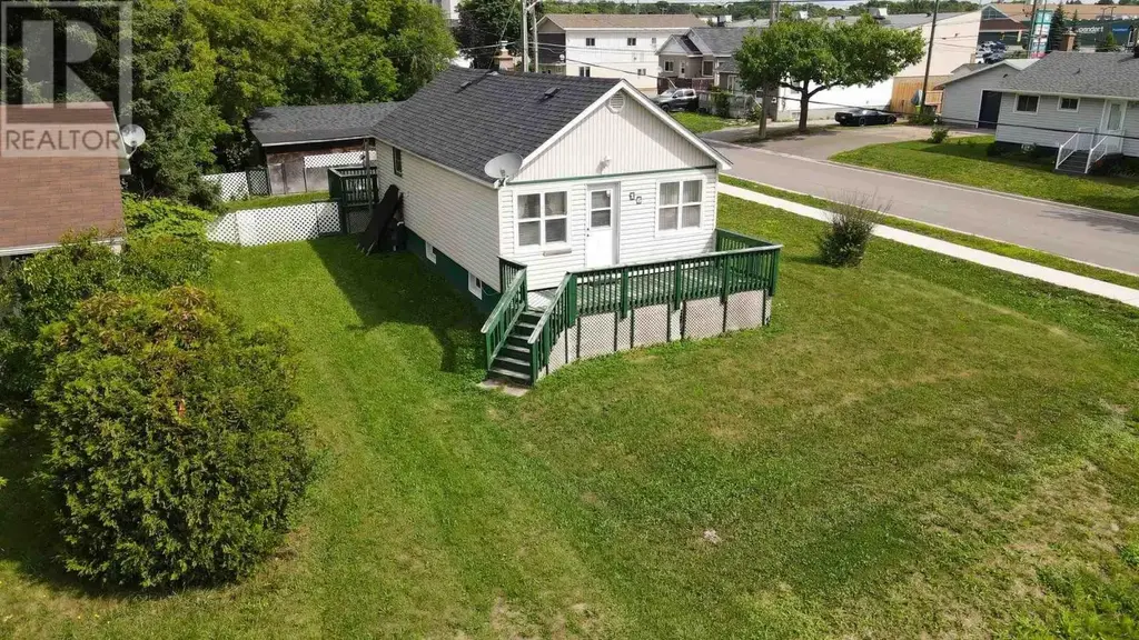 16 Stevens St, Sault Ste. Marie