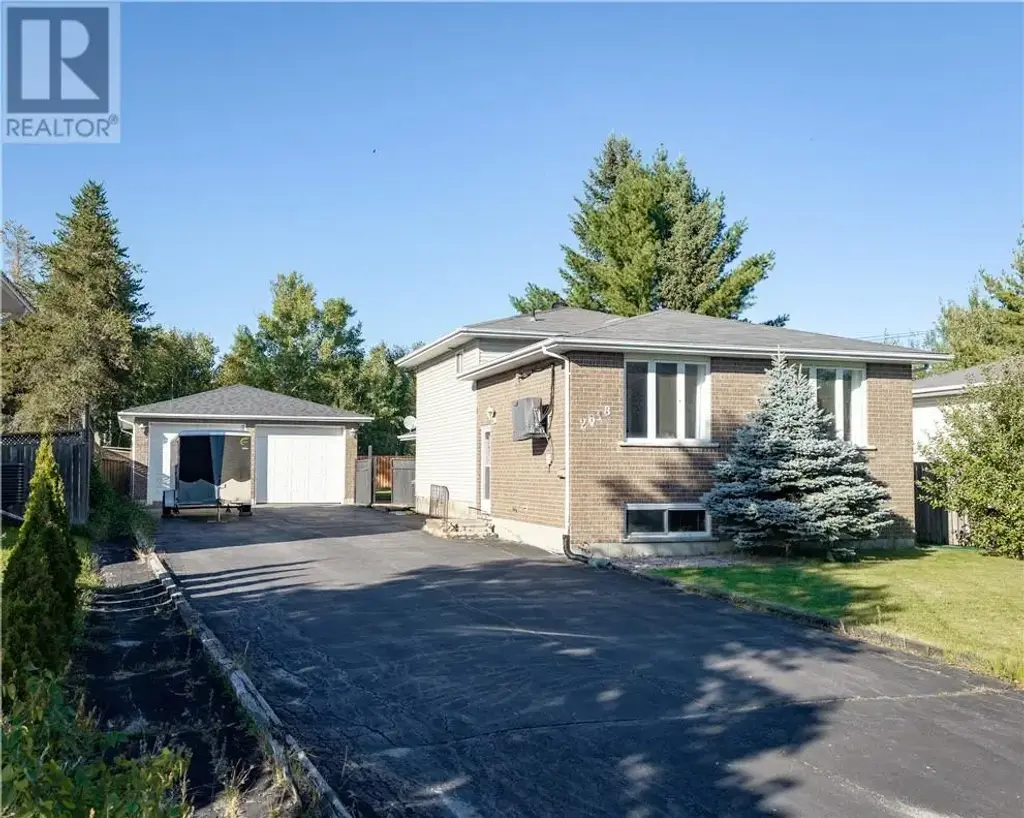2618 Bancroft Drive, Sudbury