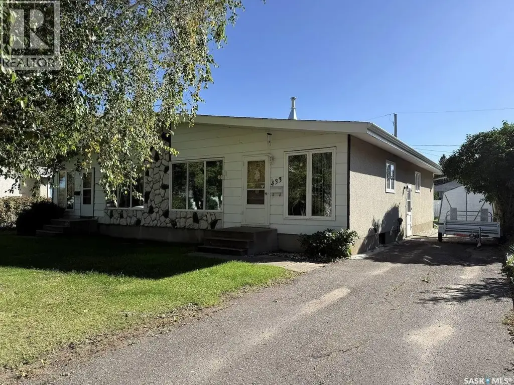 433-435 25th Street E, Prince Albert