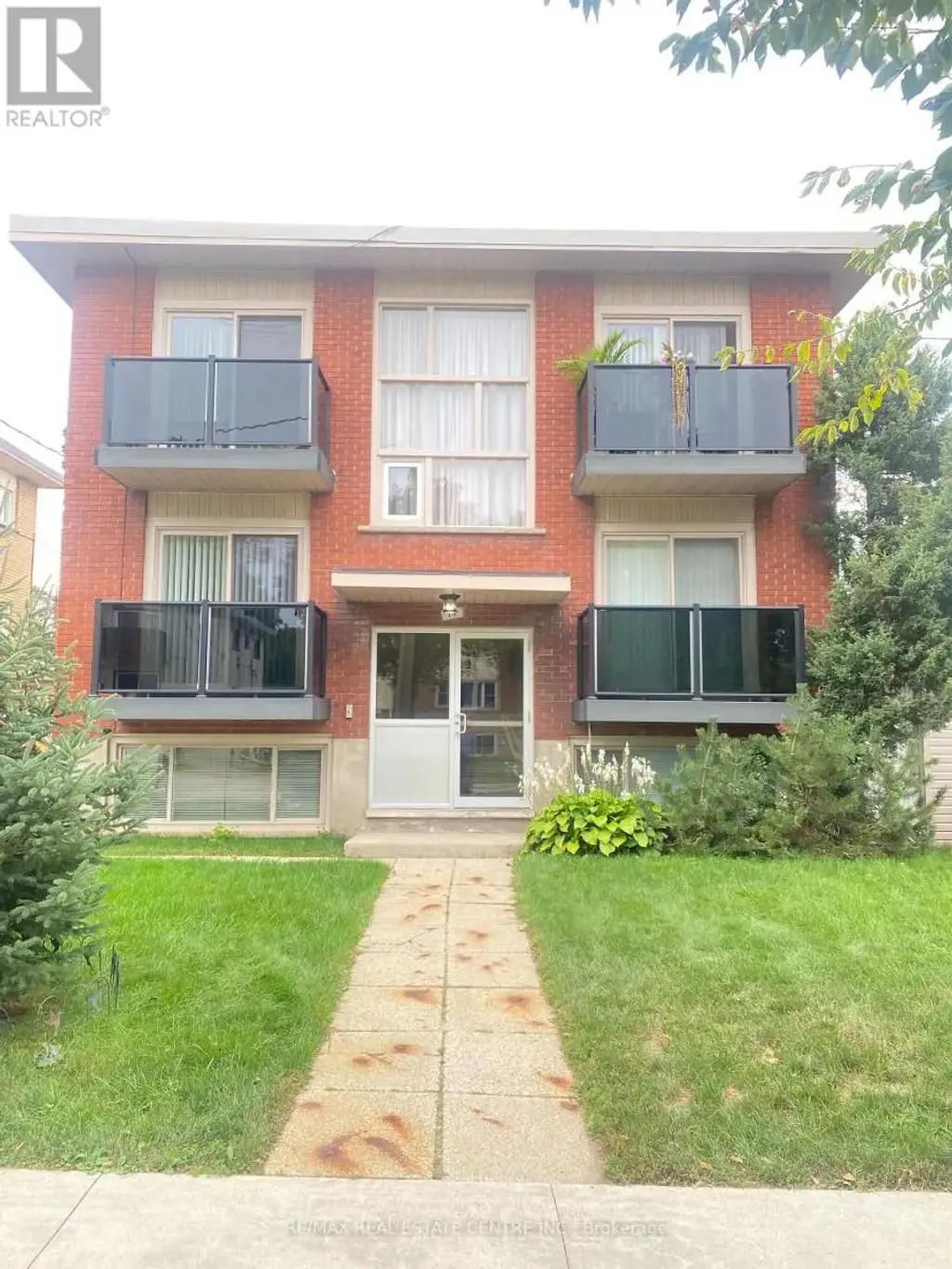 3 - 11 Southdale Avenue, Kitchener