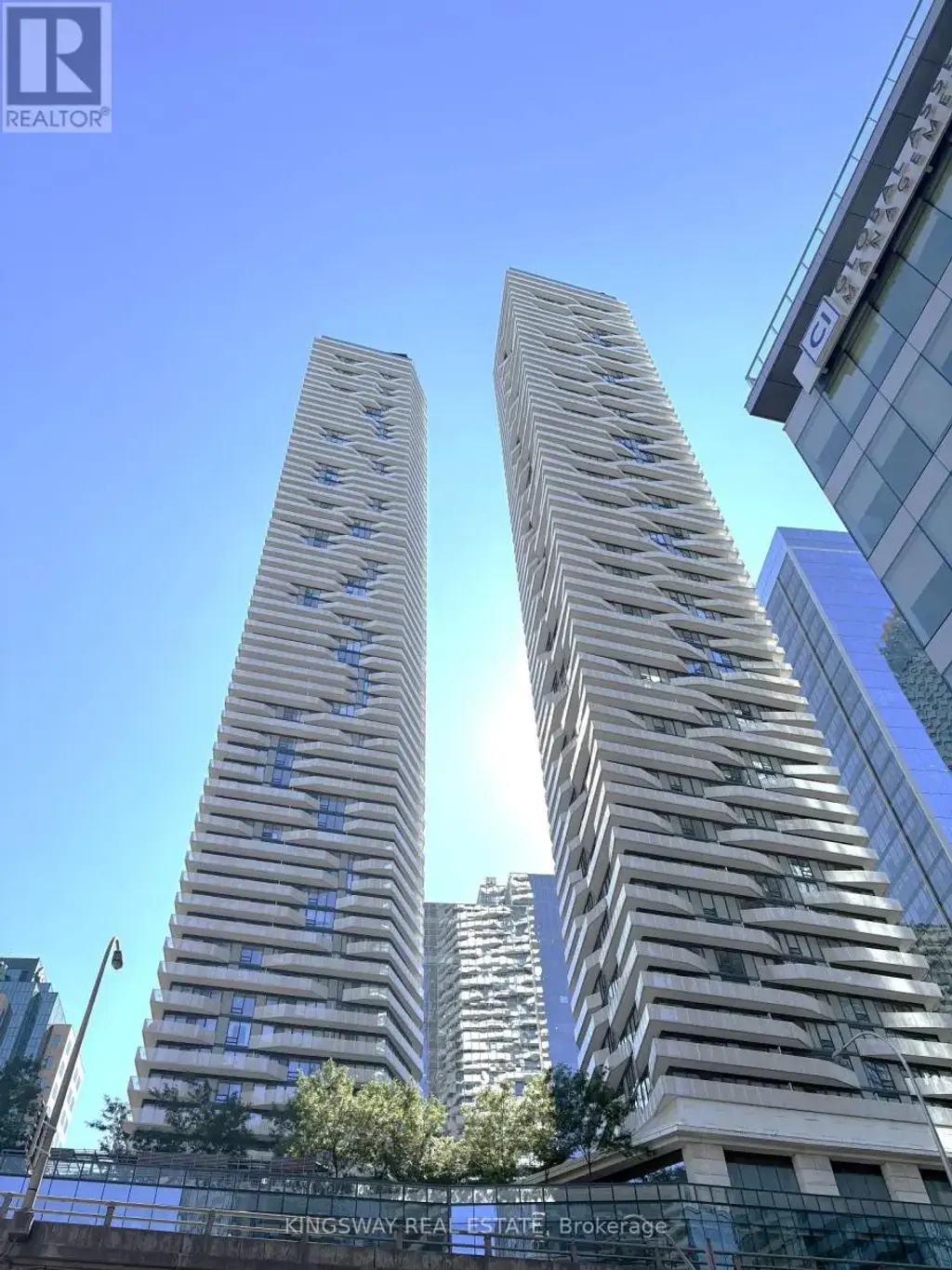 5004 - 88 Harbour Street, Toronto (Waterfront Communities)