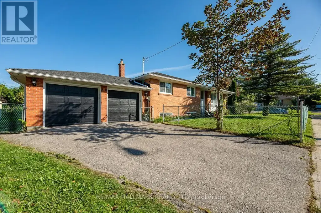 28 Fermoy Road, Toronto (Cliffcrest)